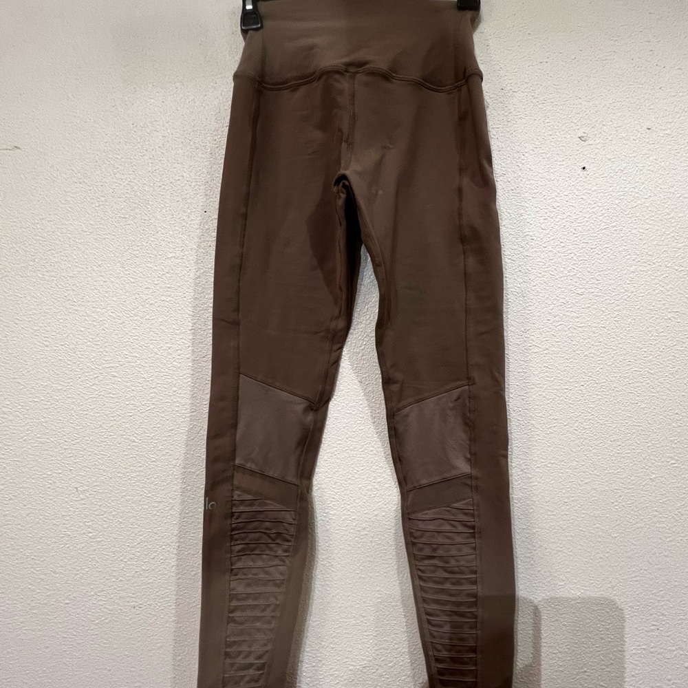 Alo Yoga leggings Small